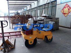 福瑞得機(jī)械座駕壓路機(jī)、手扶壓路機(jī)準(zhǔn)備發(fā)貨
