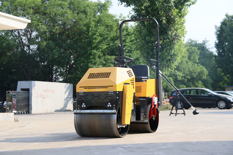 “明星款”小型壓路機(jī)，讓大家的選擇不再“迷路”！